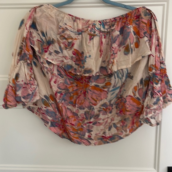New PPLA cropped top- watercolor, flowers, size large - Picture 3 of 5